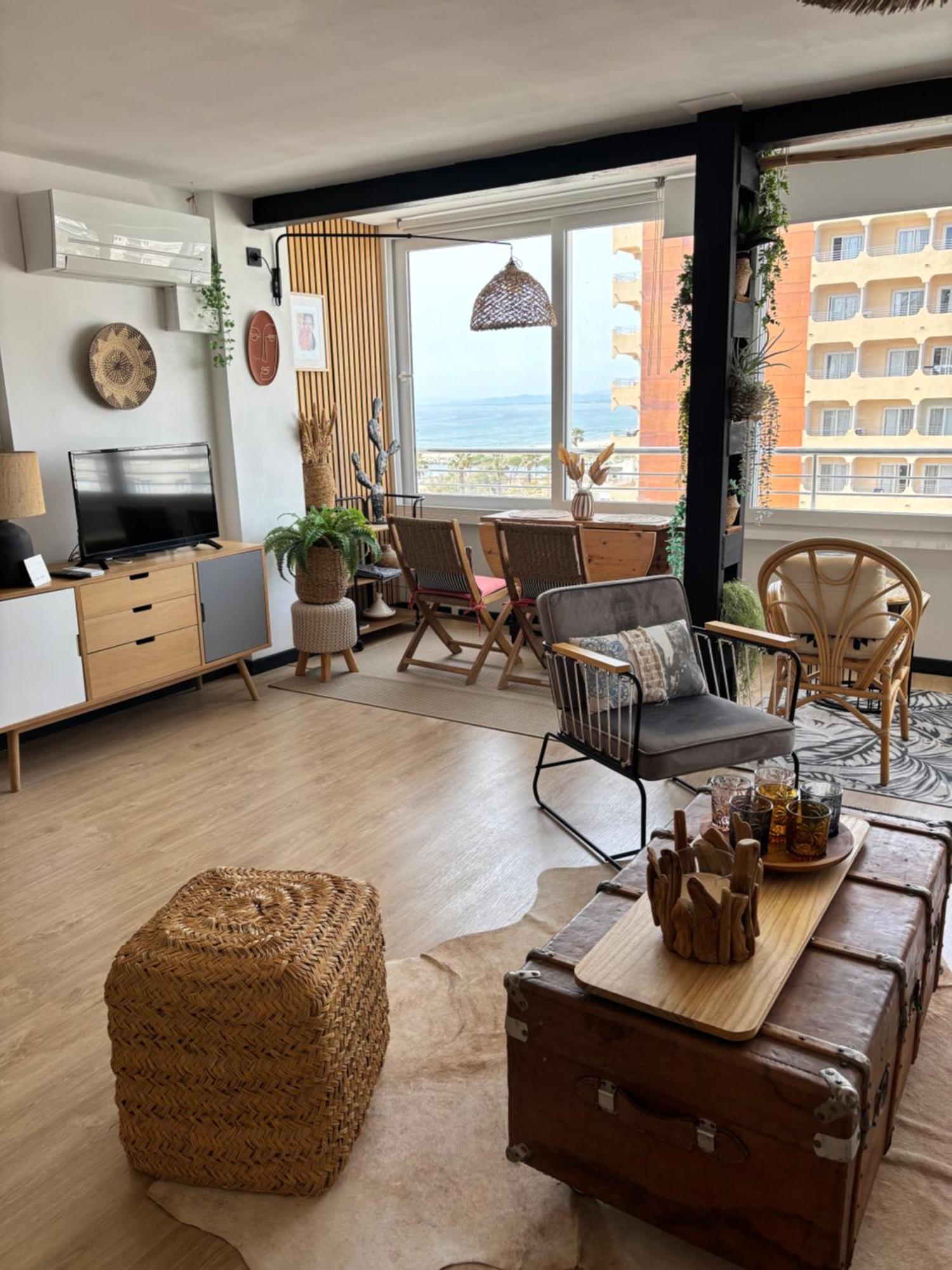 L'appart-rosas Boheme Chic, Au Bord De La Apartment Roses